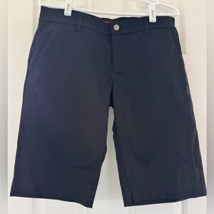 Dickies Black Shorts SZ 9 (Vintage 2005)